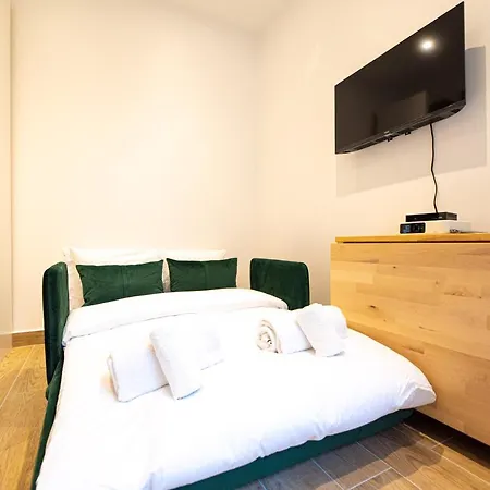 Cosy On Bastille Apartment