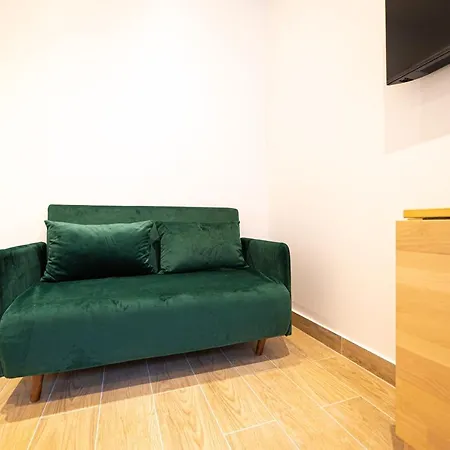 Cosy On Bastille Апартаменты *