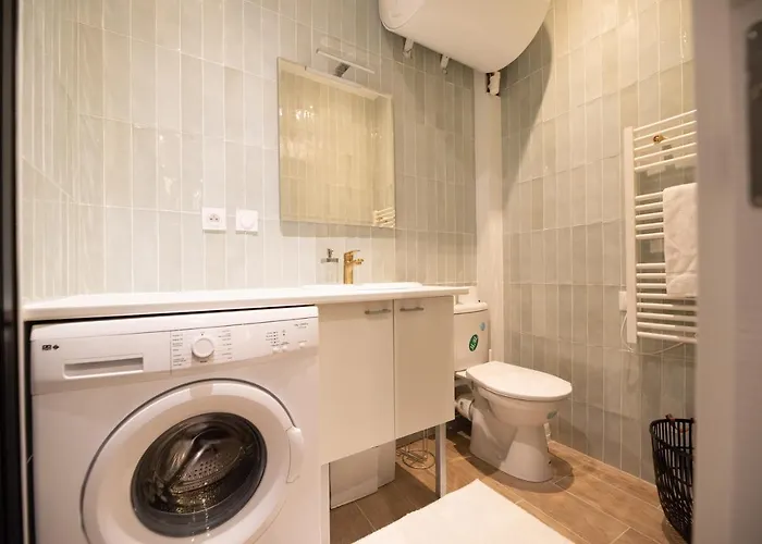 Cosy On Bastille Апартаменты *