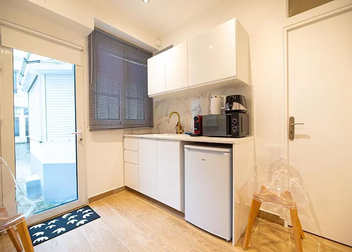 Cosy On Bastille Apartment